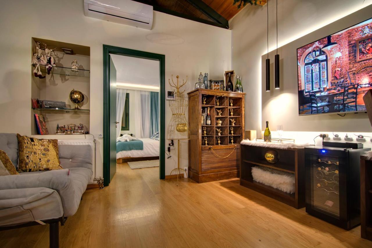 Iqoqo Hotels - Luxury Suites อิโออันนินา ภายนอก รูปภาพ