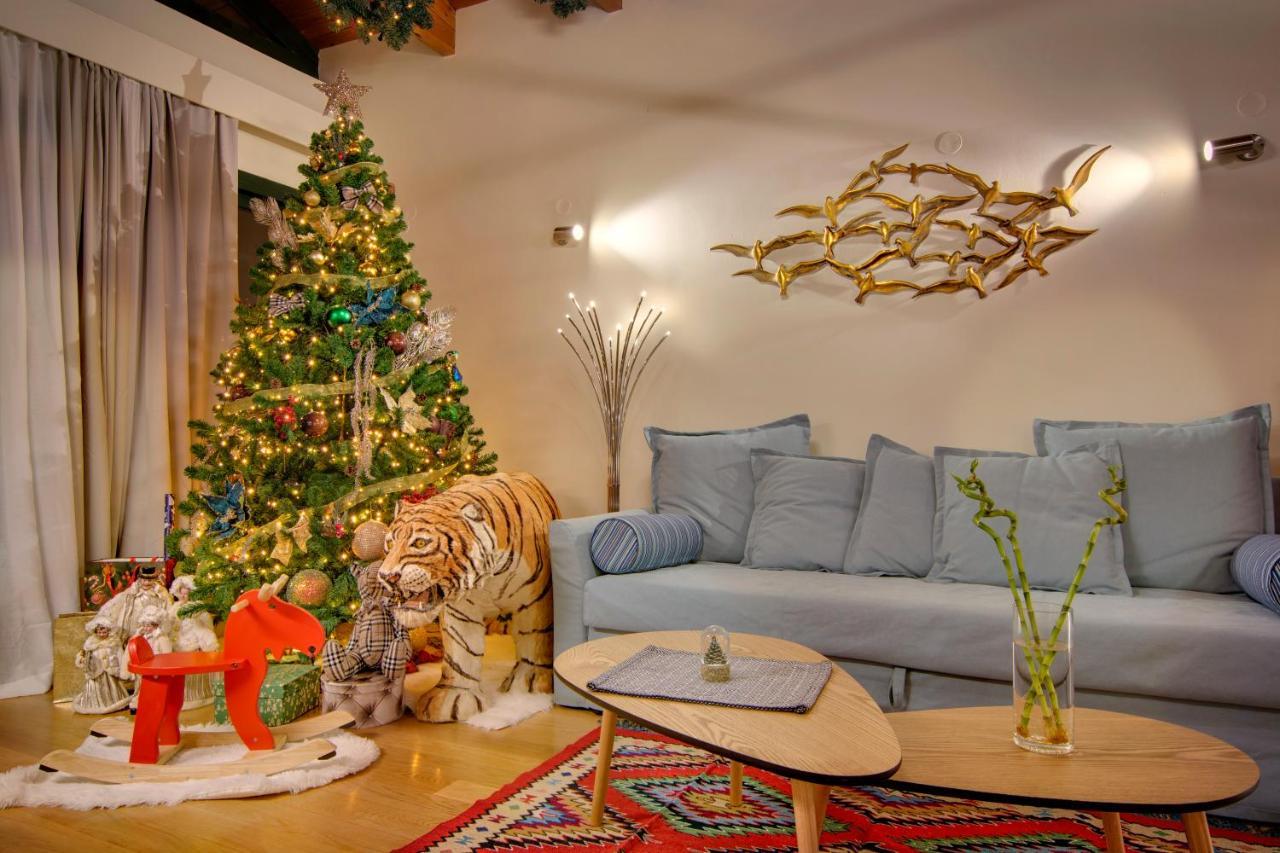 Iqoqo Hotels - Luxury Suites อิโออันนินา ภายนอก รูปภาพ