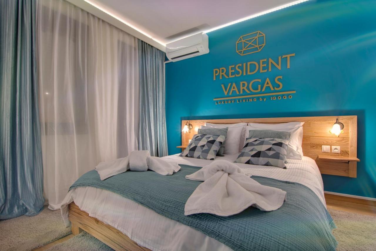 Iqoqo Hotels - Luxury Suites อิโออันนินา ภายนอก รูปภาพ