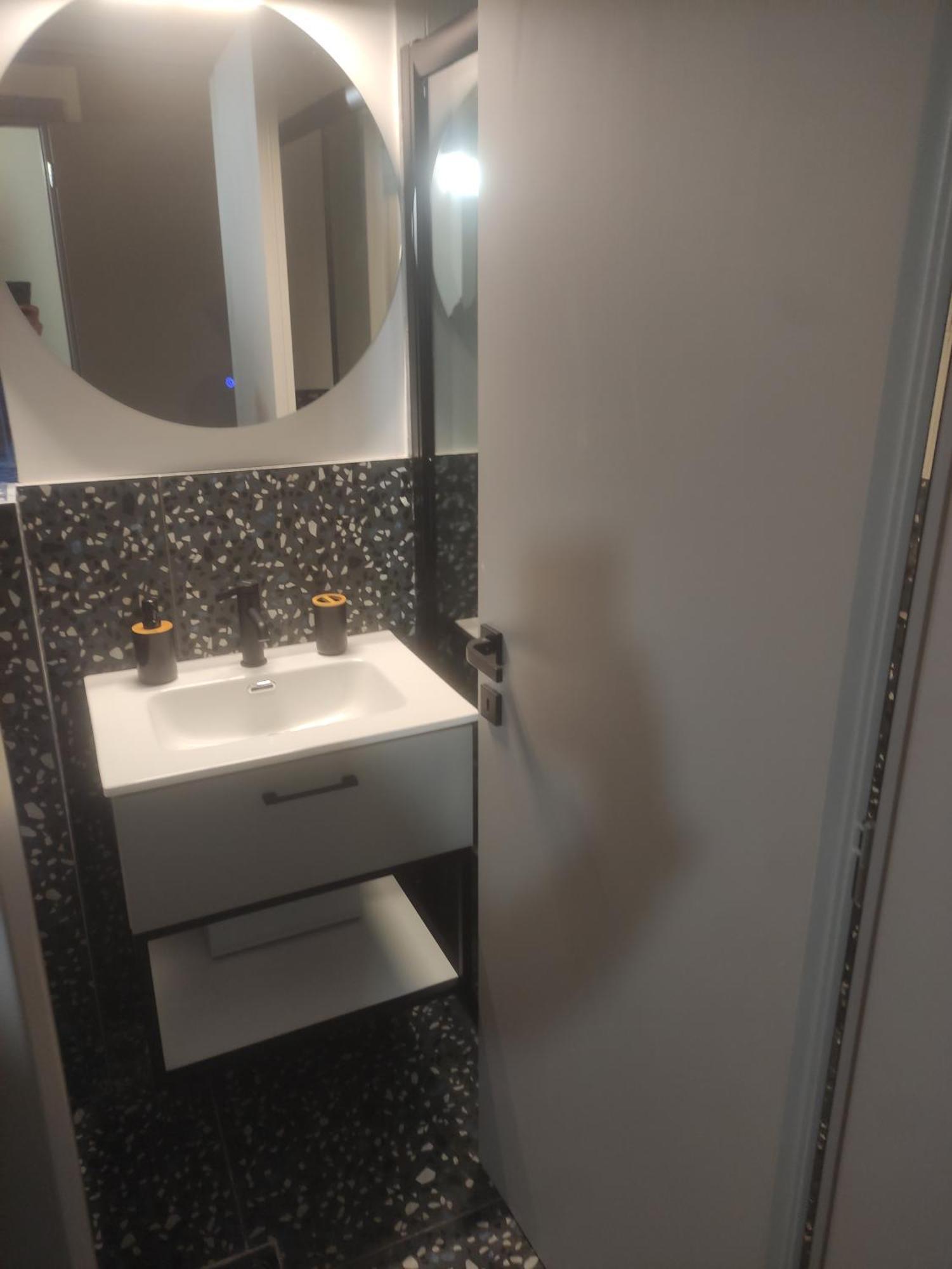Iqoqo Hotels - Luxury Suites อิโออันนินา ภายนอก รูปภาพ
